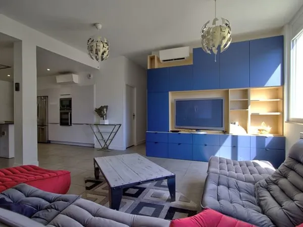 BON ENCONTRE - Ensemble immobilier comprenant un appartement type Loft de 254 m² dont 49 m² loué meu