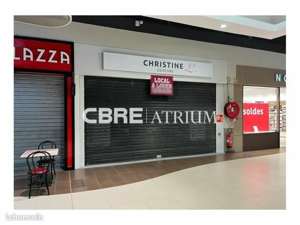 LOCAL COMMERCIAL 100 m² MOULINS