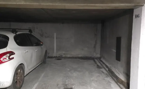 Vente Parking Saint-Louis Lyon 7
