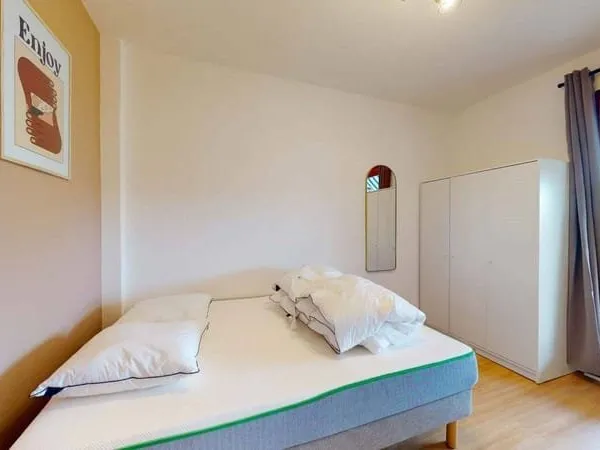 Studio 1 pièce 15 m²