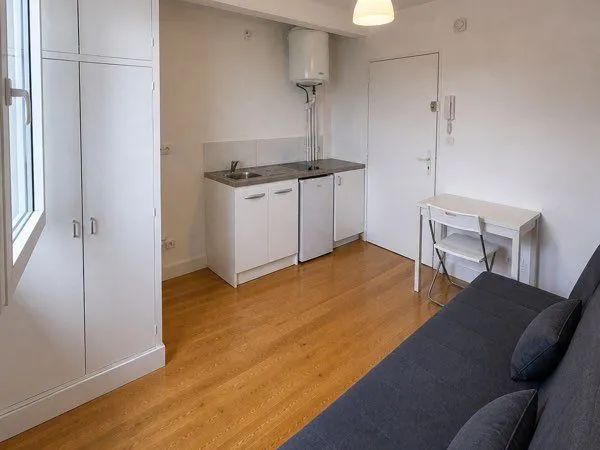 Chambre - 12m2 - Antony - RER B 6 min à pied