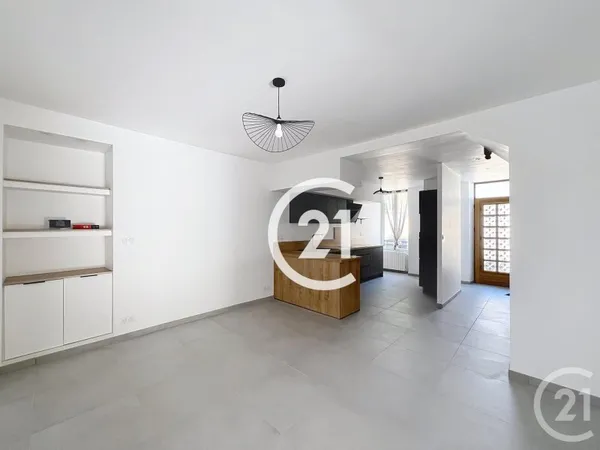 Maison 5 pièces 143 m²
