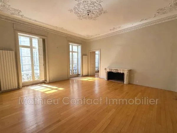 Appartement 7 pièces 189 m²