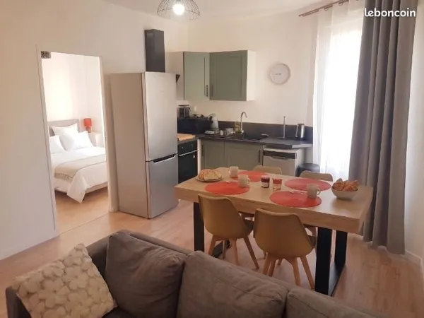 T3 rénové • 2 chambres • tout équipé • WiFi