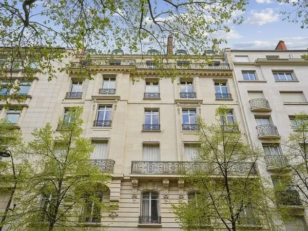Bureaux 530 m²