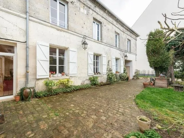 Propriété 10 pièces 353 m²