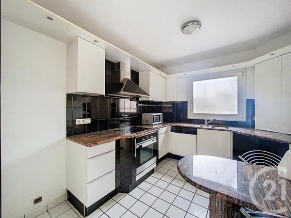 Appartement 4 pièces 75 m²
