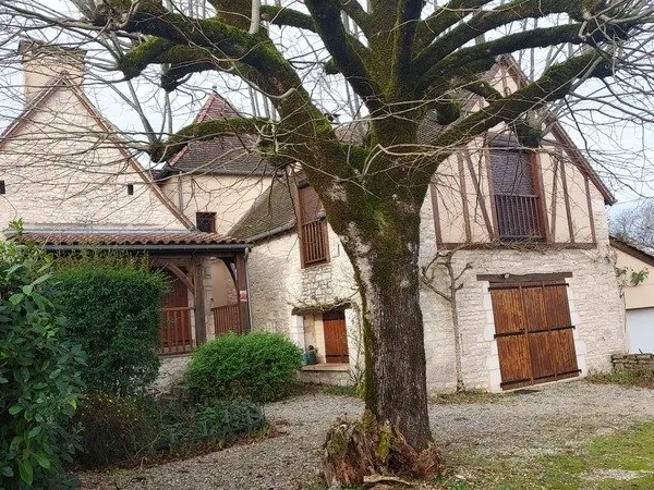 Maison à vendre 5 pièces CUZANCE (46)