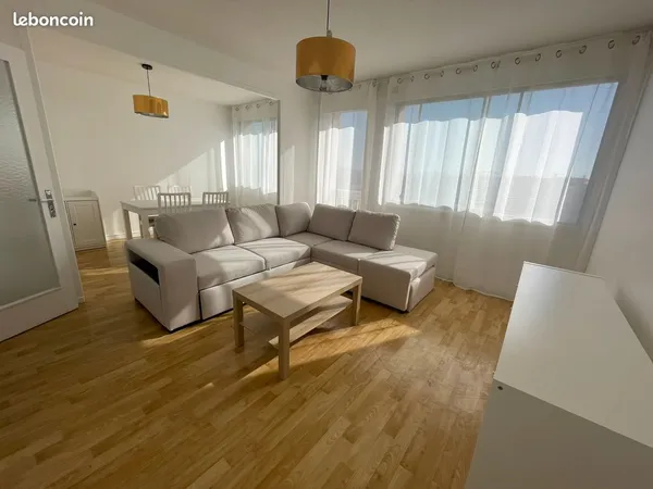 ✨ Grand F3 meublé, rénové & tout équipé - 70 m² - Très lumineux - Parking privé - Quartier Gare/Blai