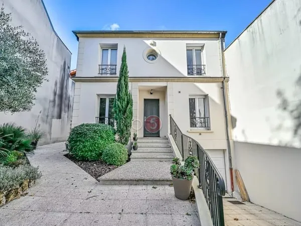 Maison 7 pièces 175 m²