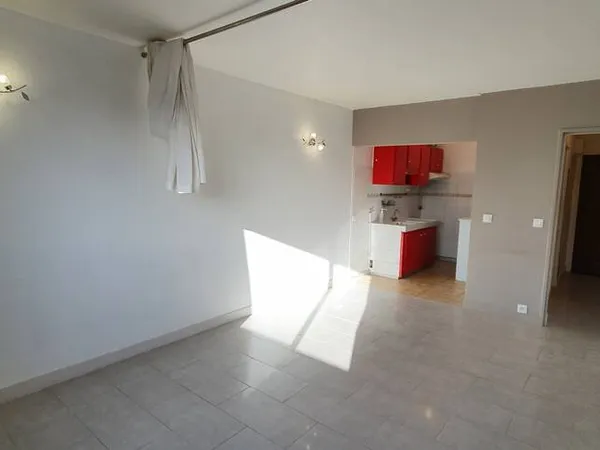 Studio 1 pièce 32 m²