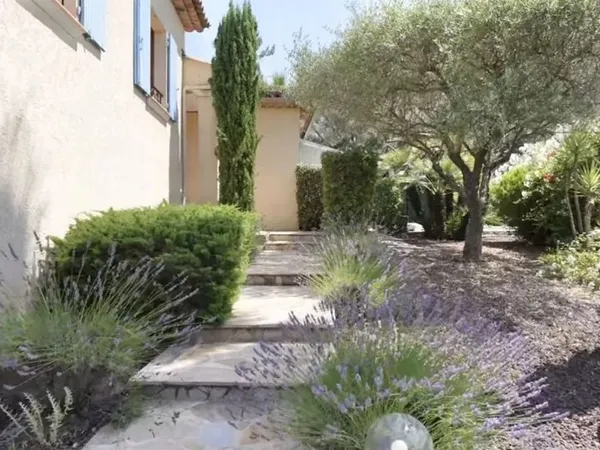 Villa 5 pièces 156 m²