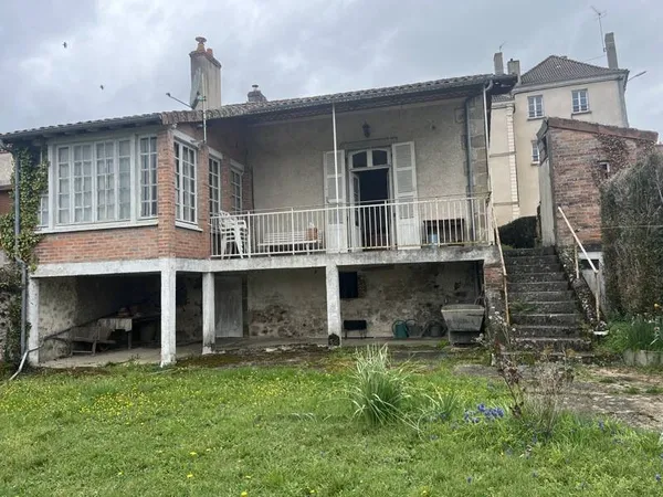 Maison de bourg de 4 pièces principales