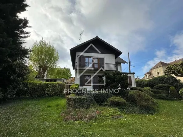 Maison 6 pièces 110 m²