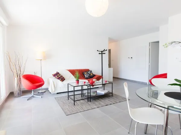 Appartement de 3 pièces à Toulouse CASSELARDIT avec Balcon e