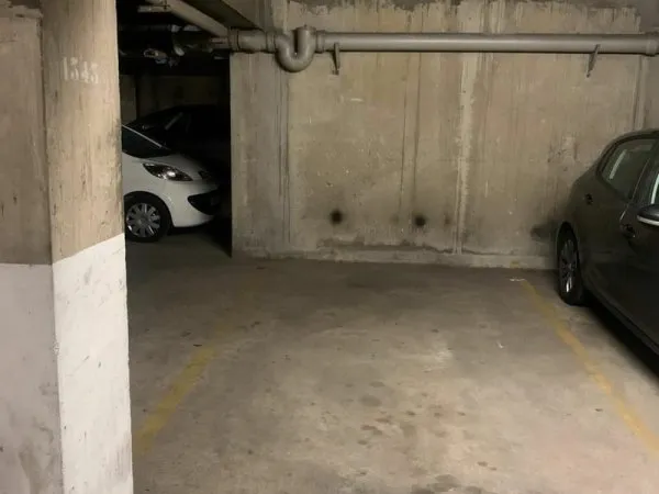 Parking 10 m²