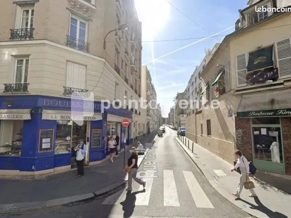 Commerce cadeaux/fleurs 71 m²