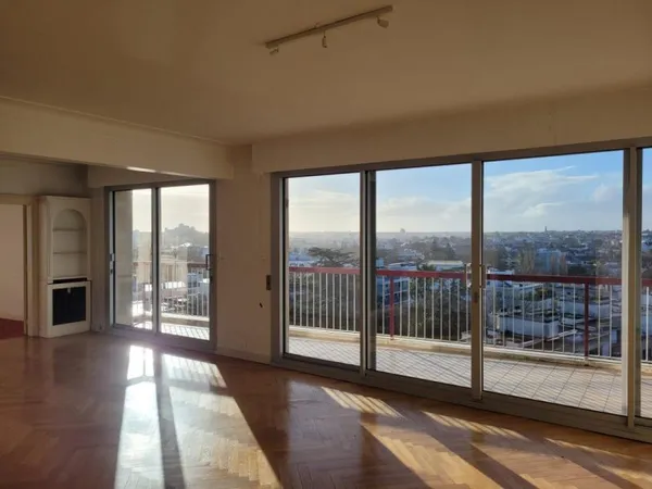 Vends T5 - 157m² - Nantes 44000
