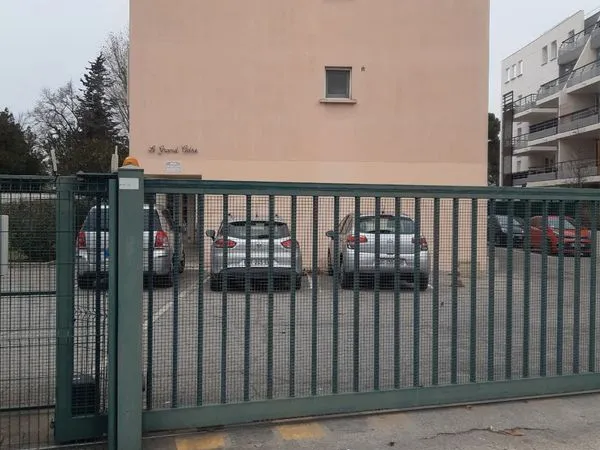 Garage a louer