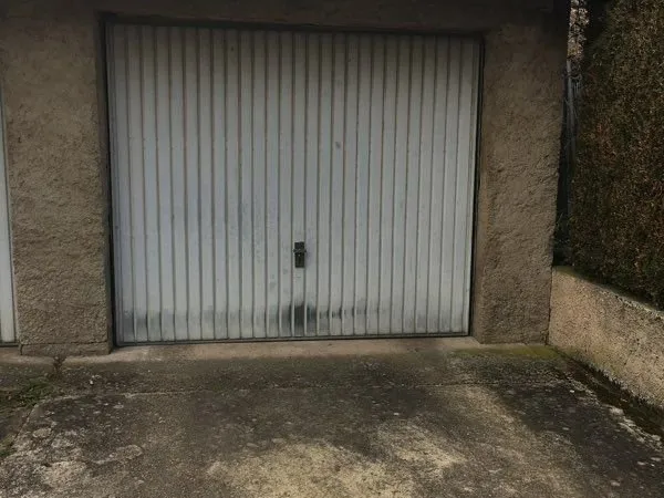Loue garage individuel Montigny les Metz