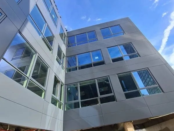 Bureaux 1093 m²