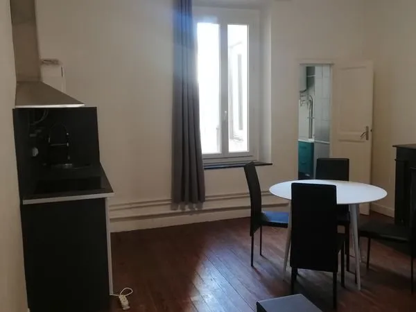 Studio 1 pièce 23 m²