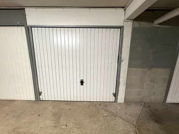 GARAGE FERMÉ A VENDRE - LINGOLSHEIM