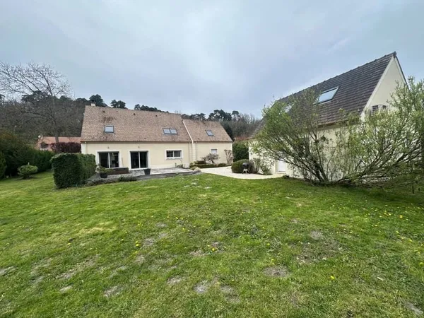Maison 5 pièces 194 m²