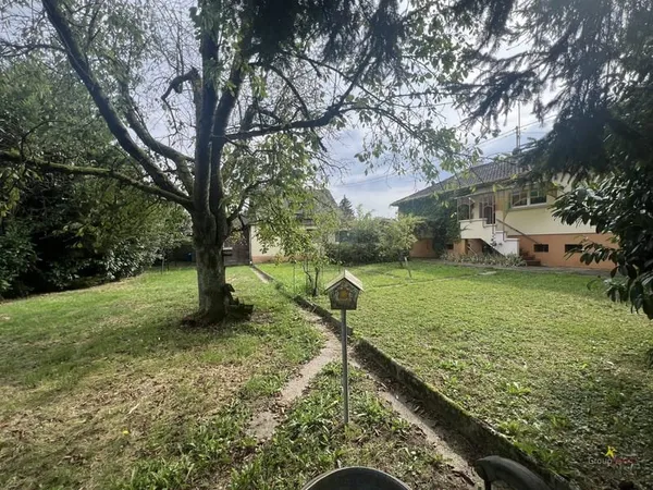 Maison Plain Pied 100 M² Sur Un Terran De 12 Ares