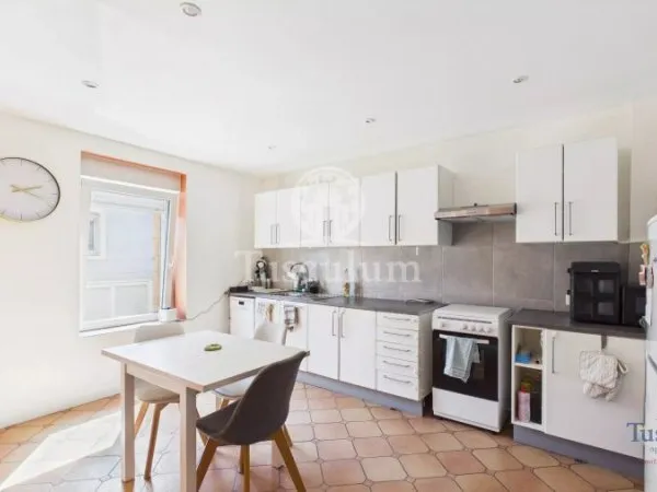 Maison 7 pièces 136 m²