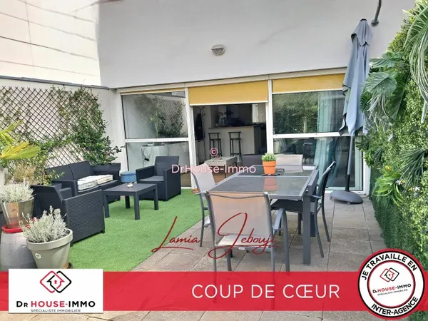 Jolie maison T3 avec terrasse/cour aux Chartrons
