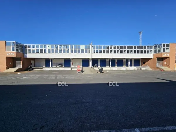 Entrepôt 7181 m²