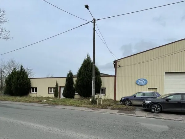 Entrepôt 4435 m²