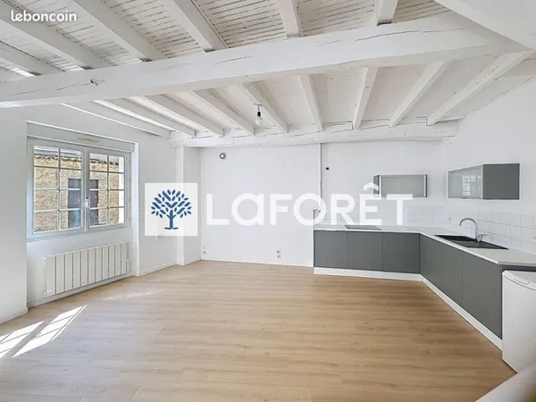 Maison 7 pièces 180 m²