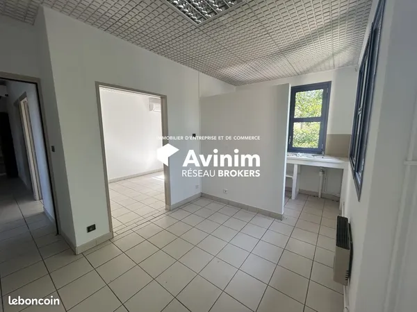 Local 75 m² Muret