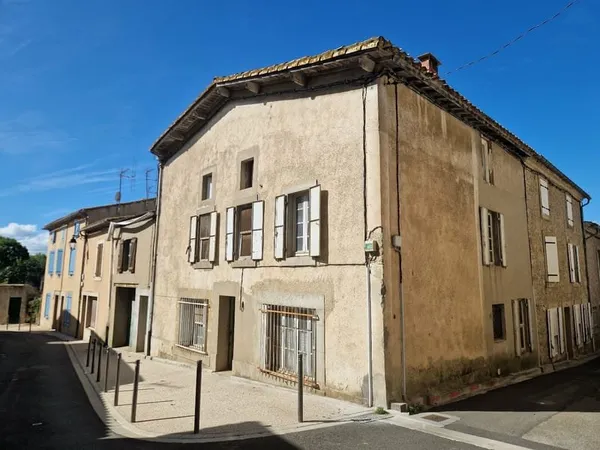 Maison de village