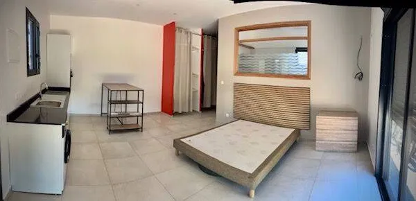 Studio 1 pièce 35 m²