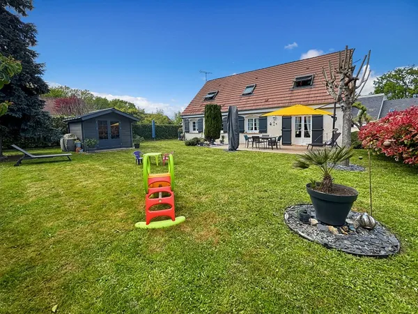 Maison 8 pièces 140 m²