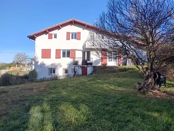Villa de 3 apparts