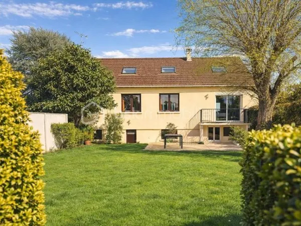 Maison 8 pièces 139 m²
