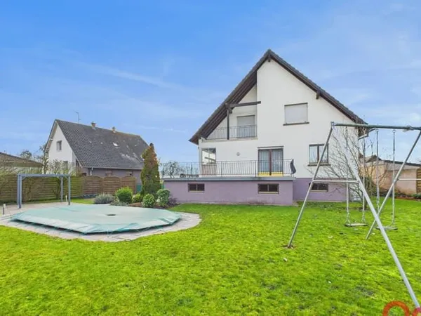 Maison 4 pièces 200 m²