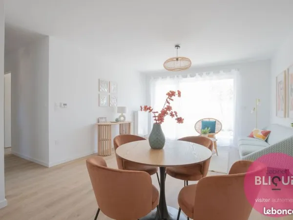 Studio 1 pièce 19 m²