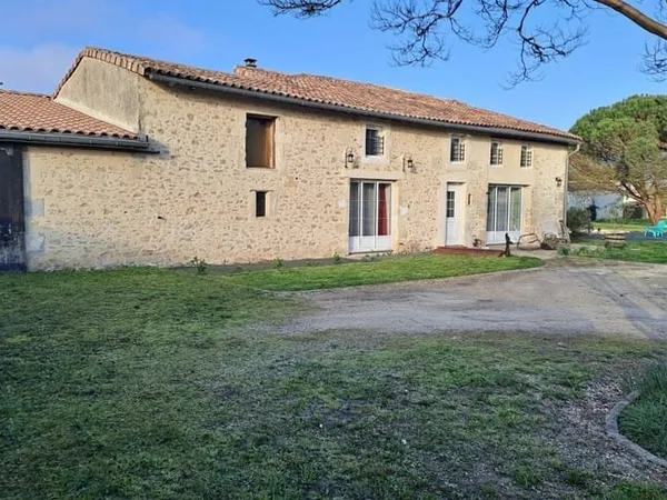 Maison 7 pièces 181 m²