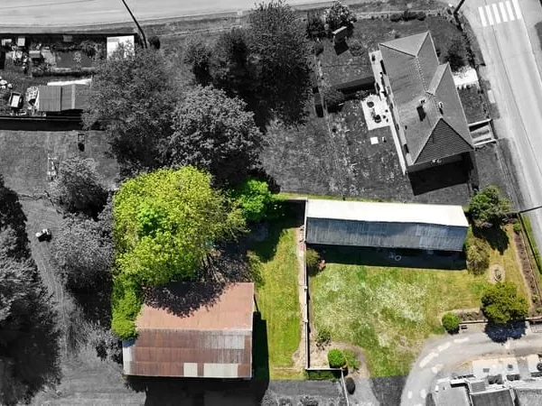 Dépendance de plains-pied 108m2 à rénover