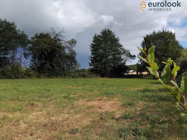 Terrain en individuel 1086 m²