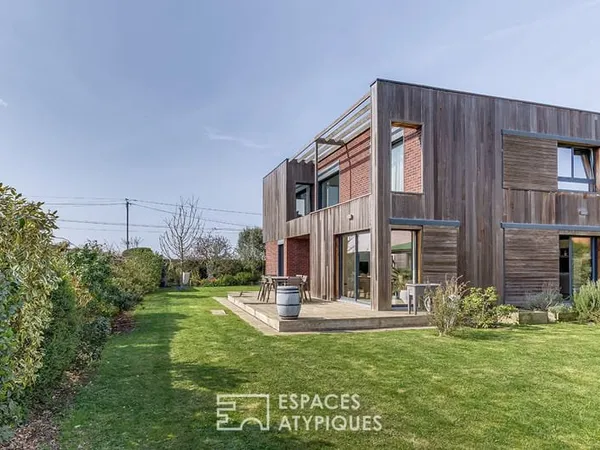 Maison cubique bioclimatique d'architecte