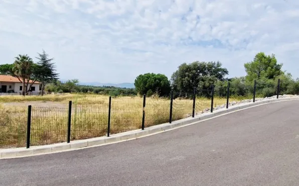Terrain 1379 m²