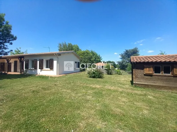 Maison de plain pied à Pompignac 85M² + véranda 25m² et garage