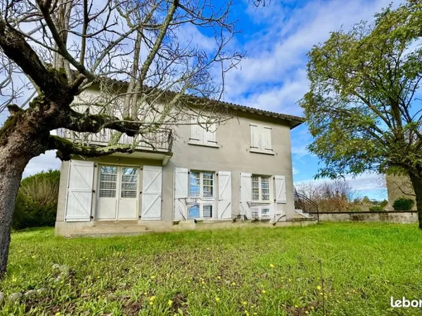 Maison 9 pièces 160 m²