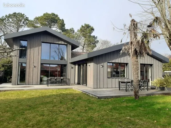 Maison d'architecte proche bassin